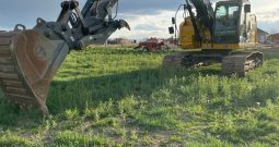 2021 John Deere 245G
